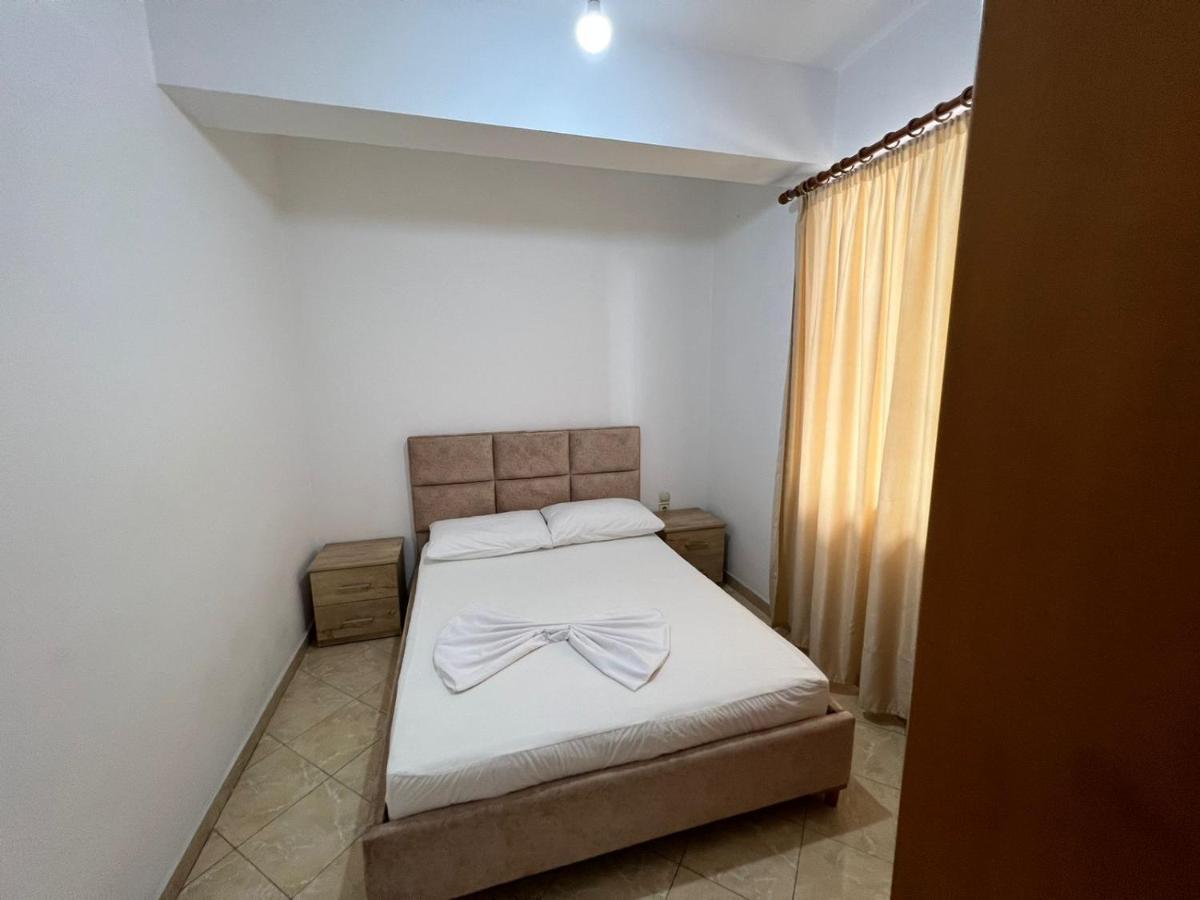 Alex Apartments ساراندا المظهر الخارجي الصورة