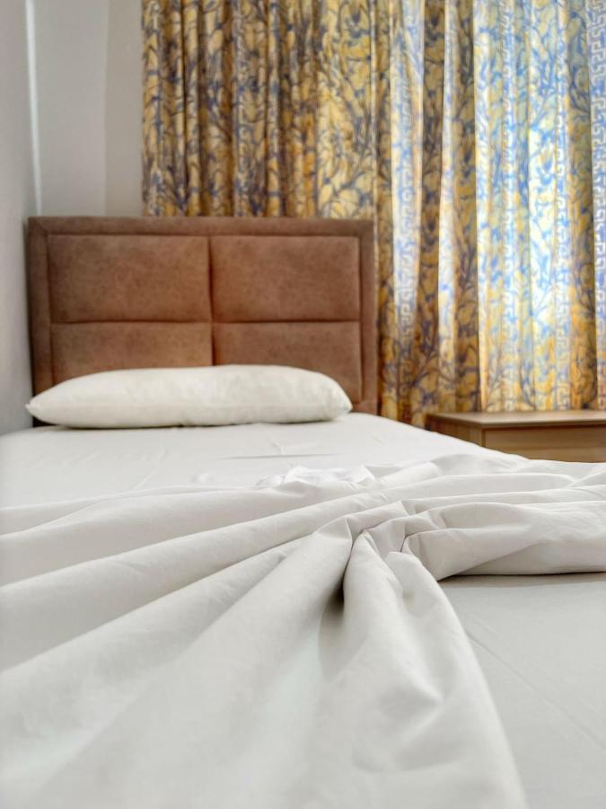 Alex Apartments ساراندا المظهر الخارجي الصورة