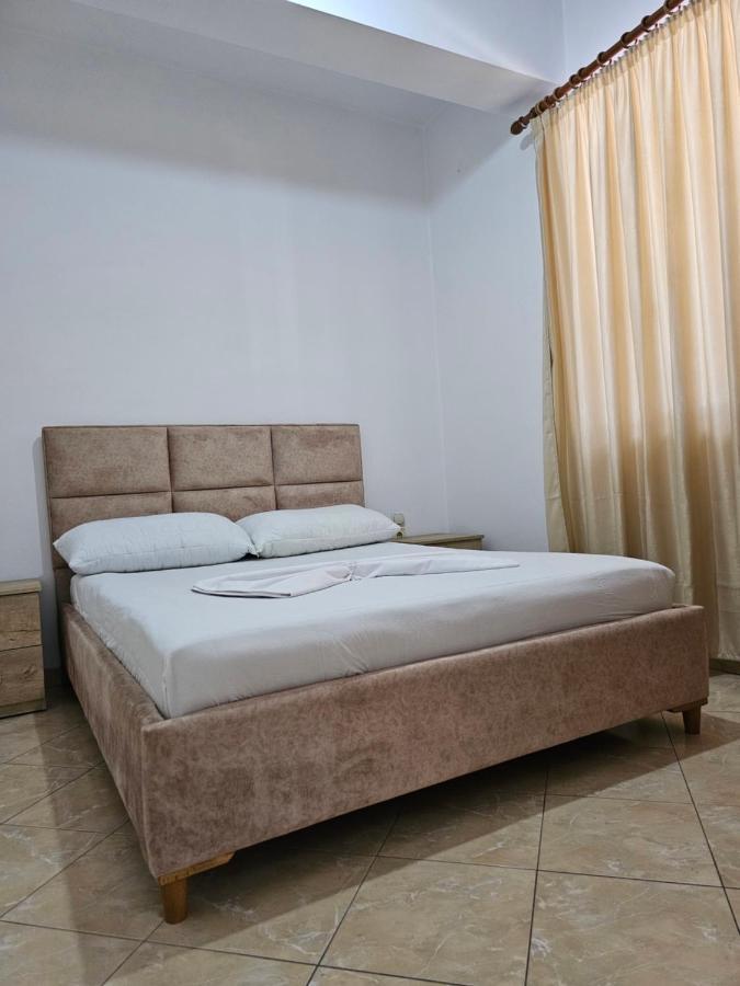 Alex Apartments ساراندا المظهر الخارجي الصورة