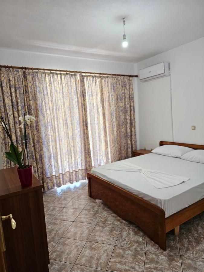Alex Apartments ساراندا المظهر الخارجي الصورة