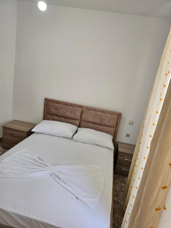 Alex Apartments ساراندا المظهر الخارجي الصورة