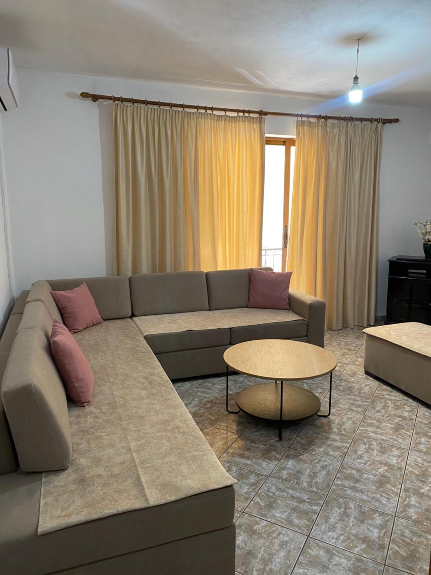Alex Apartments ساراندا المظهر الخارجي الصورة